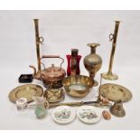 Quantity of copper and brassware to include a pair of tall brass candlesticks, a copper kettle and