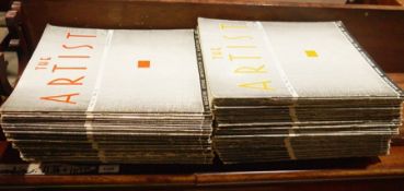 Large quantity of 1930's 'The Artist' magazines