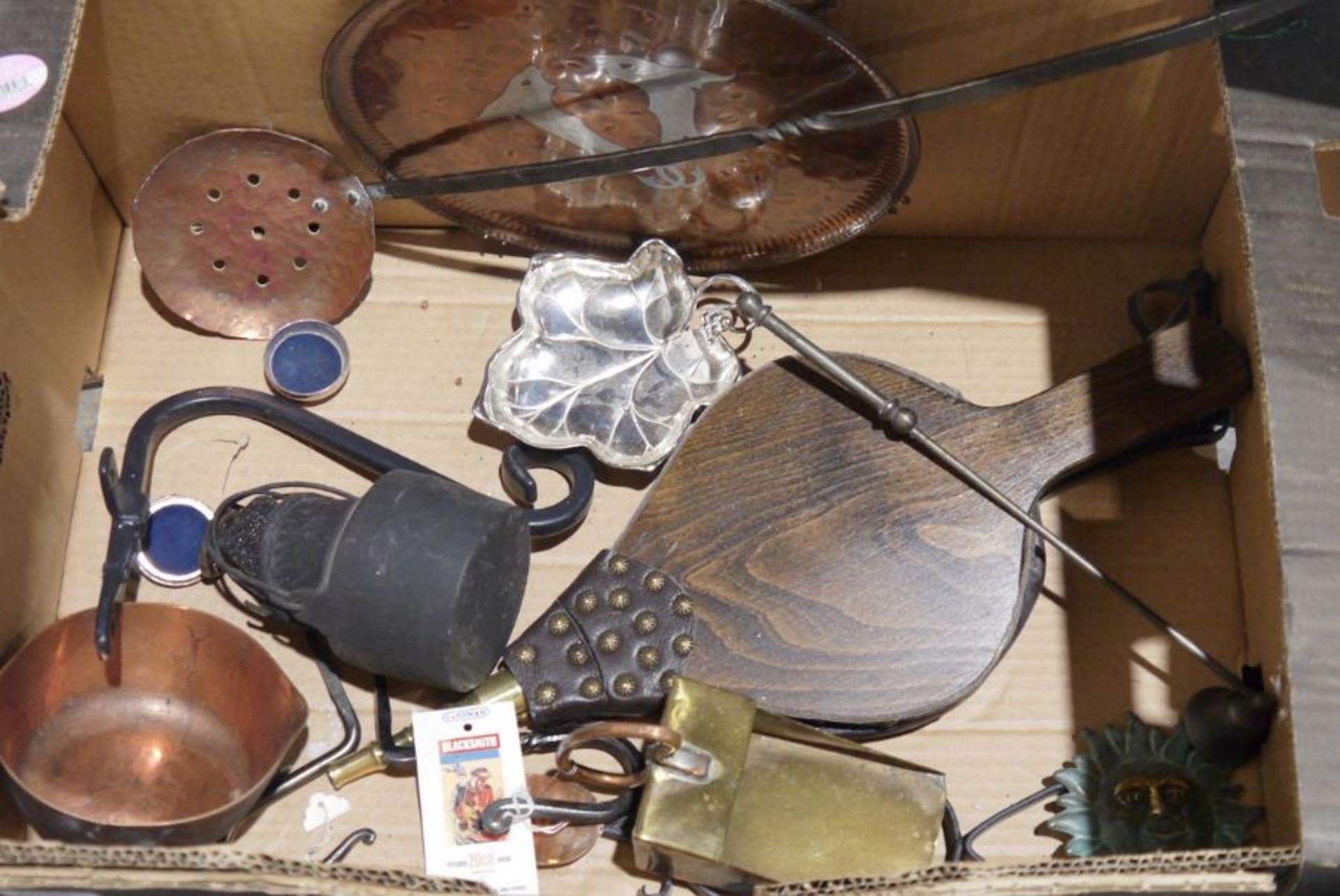 Metal model of a duck, a metal model of a fish, a copper kettle and further metalwares - Image 2 of 2