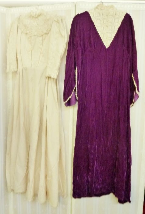 A Simon Ellis purple crushed velvet maxi dress, lace detail to the bodice, mandarin collar split - Image 2 of 16