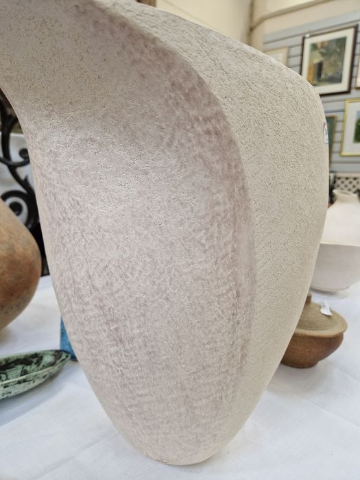 Betty Blandino (1927-2011) Large hand built white stoneware vessel, of asymmetrical form with - Image 6 of 32