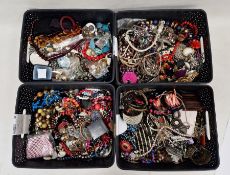 Large quantity of assorted modern costume jewellery (4 boxes)