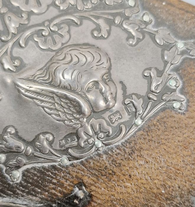 Early 20th century silver-mounted leather stationery box, repousse decorated with cherubs, - Image 3 of 4