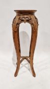 Chinese carved jardiniere stand, 29cm diameter x 91.5cm high
