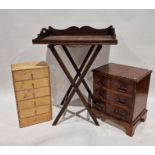 Oak butlers tray and stand, a reproduction serpentine-fronted chest of three drawers, 59cm high