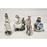 Four various Nao porcelain figures and groups of children (4)