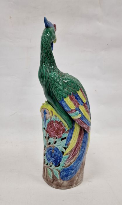 Modern Chinese Export style porcelain model of a parrot, 40cm high - Image 3 of 4