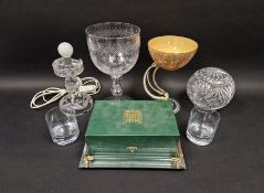 Boxed set of House of Commons water tumblers, a large 19th century-style engraved glass goblet, 29cm