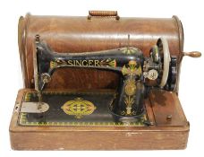 Vintage Singer sewing machine with wooden case, no F6801856
