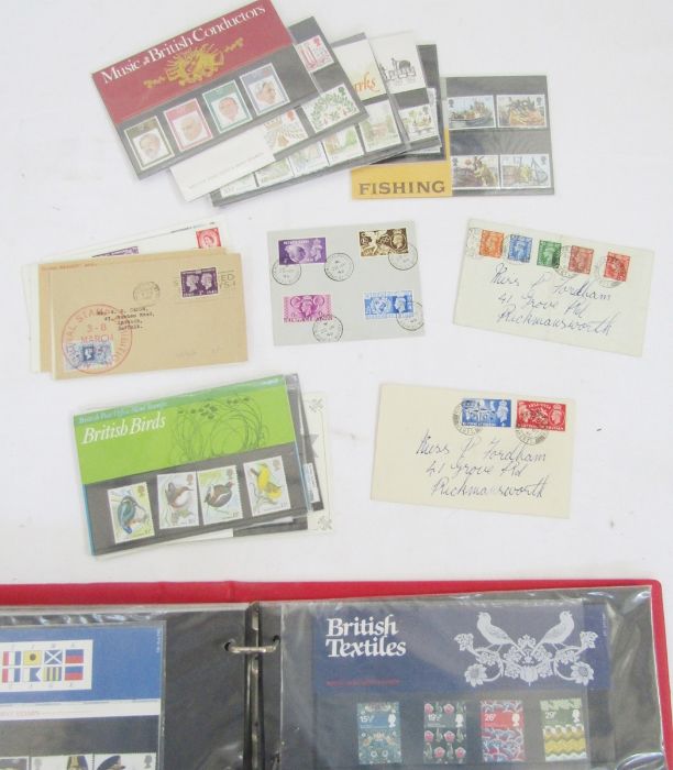 GB: Large 4 box collection of first day & commemorative covers, many purposed to event, PHQ cards - Image 6 of 6