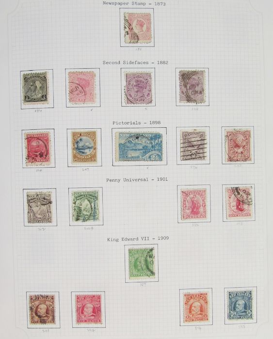 New Zealand: 1000s, mostly mint/used definitives & commemoratives, in 4 albums, large stockbook - Image 3 of 7