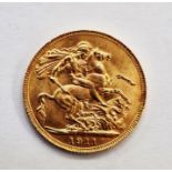 George V (1910-1936), Sovereign 1911, bare head left,  St George and the Dragon, date below