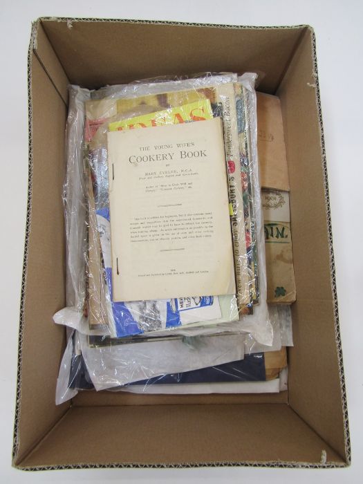 Large quantity of ephemera to include cookery leaflets, topographical, The Empire various copies, - Image 13 of 32