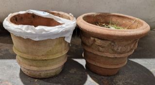 Two terracotta plant pots (2) Condition ReportBoth approx. 24cm high x 30.5cm diameter
