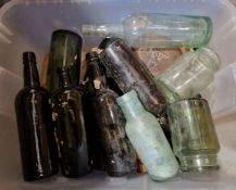 Quantity of vintage glass bottles (1 box)