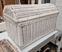 White painted wicker trunk and a further wicker basket (2)