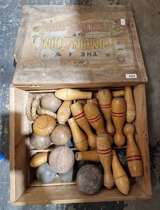 Vintage games set 'The Combination of Parlour Games', housed in original wooden box and containing