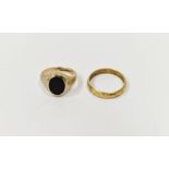 9ct gold wedding band, scroll engraved, 3g approx. and a 9ct gold and black onyx signet ring (2)