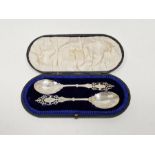 Pair Edwardian silver preserve spoons by Mappin and Webb, Sheffield 1907, each having engraved