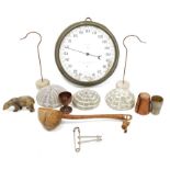 Late 19th century American standard bi-metallic thermometer, circular, quantity of sundry shells,
