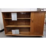 Retro elm Ercol-style glazed sideboard with single cupboard, H. 87 cm x L. 137 x D. 34cm