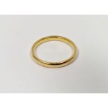 22ct gold wedding band, 2.7g