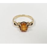 9ct gold and small amber cut stone ring