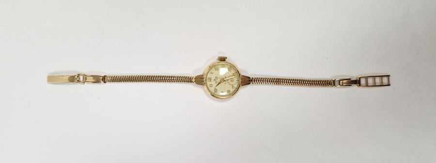 Vintage lady's 9ct gold Smith's deluxe wristwatch, the circular dial with gilt Arabic numerals - Image 2 of 2