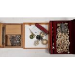 Quantity silver-coloured chain necklaces, faux pearls and other costume jewellery (3 boxes)