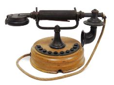 Sterling Telephone and Electric Company U424 vintage bakelite and black japanned metal cradle