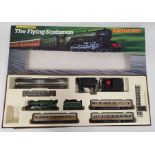 Hornby 00 gauge Electric train set The Flying Scotsman boxed