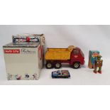 Vintage children's toys to include boxed Atomic Robot Man, 1970's Tonka pressed steel model gas