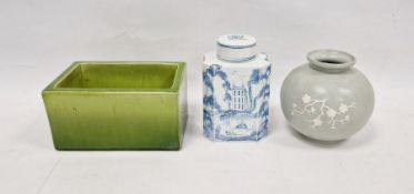 Isis Pottery (Oxford) large canted rectangular tea caddy and cover in the Delft style, painted