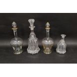 Pair early 20th century fluted decanters and stoppers, with gilt rims in the Salviatti style, 31cm