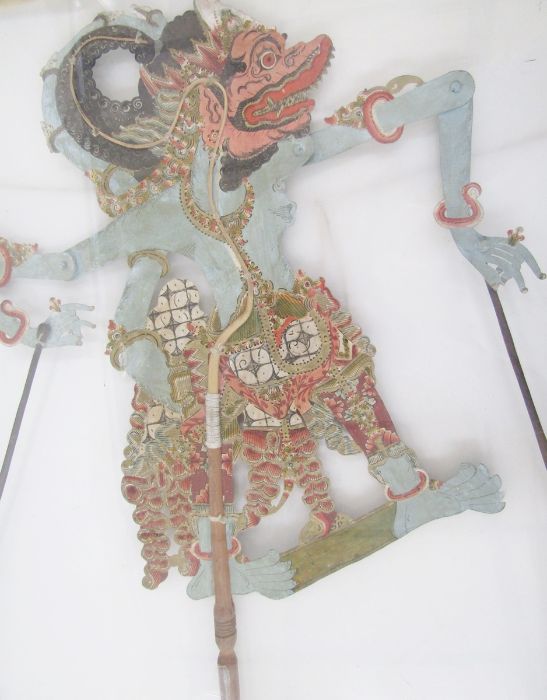 Four Javanese puppets each painted and decorated on turned wooden stick and stand within perspex and - Image 29 of 40