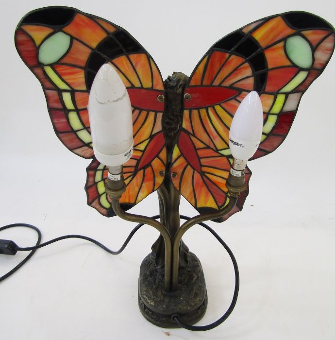 Tiffany style bronze effect resin and glass fairy table lamp, the fairy with glass panelled wings, - Image 3 of 8