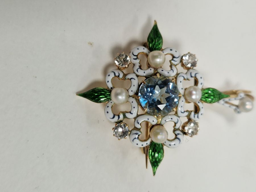 Antique gold, aquamarine, diamond and enamel pendant  brooch, rosette-shaped with central circular - Image 6 of 10