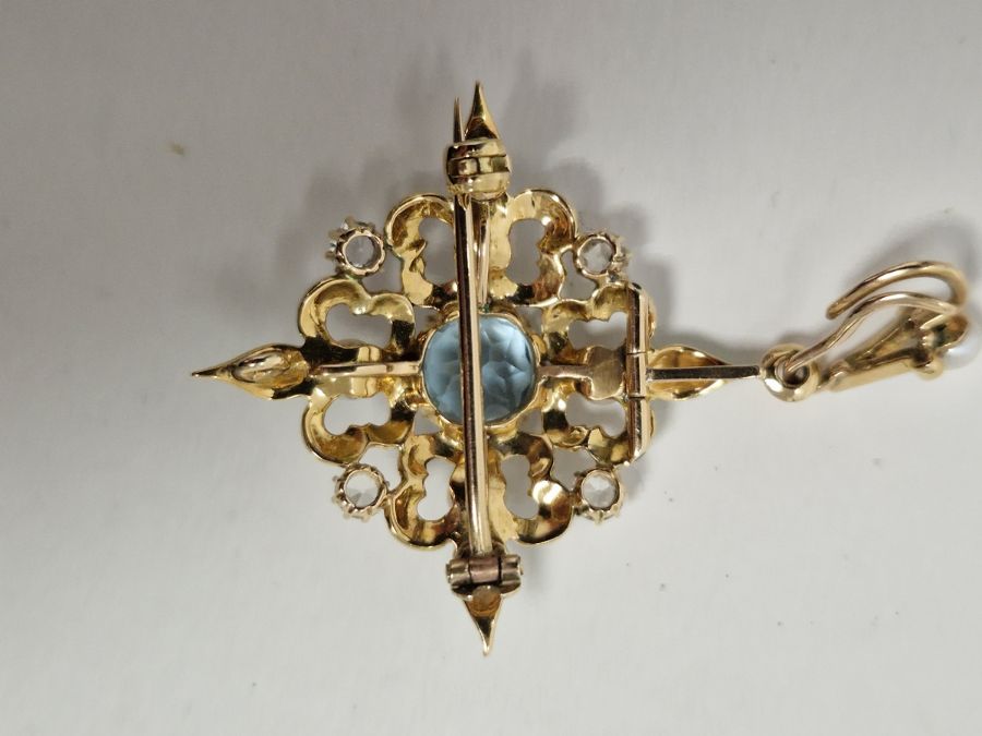 Antique gold, aquamarine, diamond and enamel pendant  brooch, rosette-shaped with central circular - Image 7 of 10