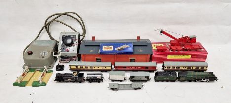 Collection of Hornby 00 gauge train sets and other associated items including The Mallard (partly