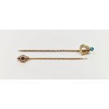 15ct gold, turquoise and seedpearl heart-pattern stickpin and another gold stickpin in velvet