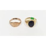 9ct gold signet ring (damaged), 2.9g approx. and a 9ct gold ring set with lapis-coloured stone (2)