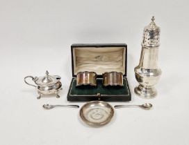 Collection of assorted silverware, to include a modern sugar castor, pair of napkin rings in