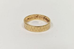 9ct gold wedding ring, 3.2g approx.