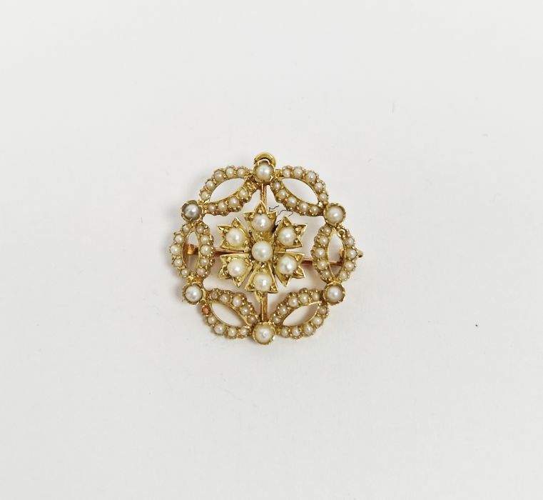 Late Victorian/Edwardian 15ct gold and seedpearl pendant brooch, the central pearl set flowerhead