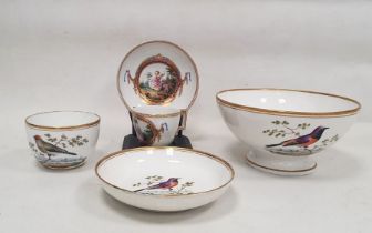 Paris porcelain (La Reine) footed bowl and a breakfast cup and saucer, circa 1790-1800, stencilled