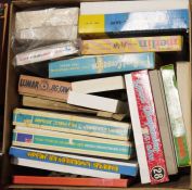 Quantity of vintage and modern jigsaw puzzles (3 boxes)