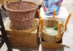 Four wicker baskets (4)