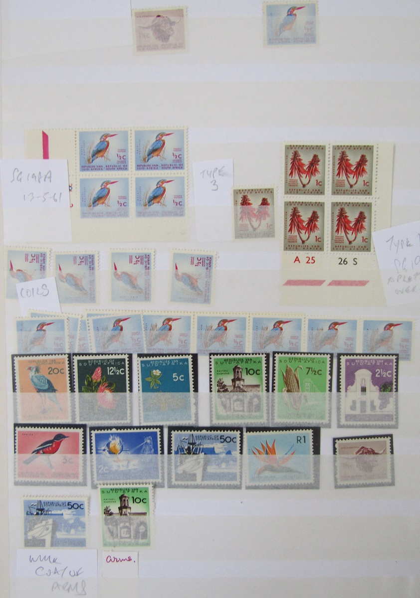 South Africa stamps: album, folder, and 4 stock books of definitives, commemoratives, officials - Image 16 of 18