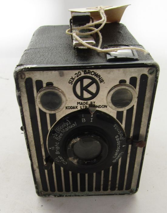 Kodak portrait Brownie no 2 box camera, in original case, together with a collection of other - Image 8 of 8