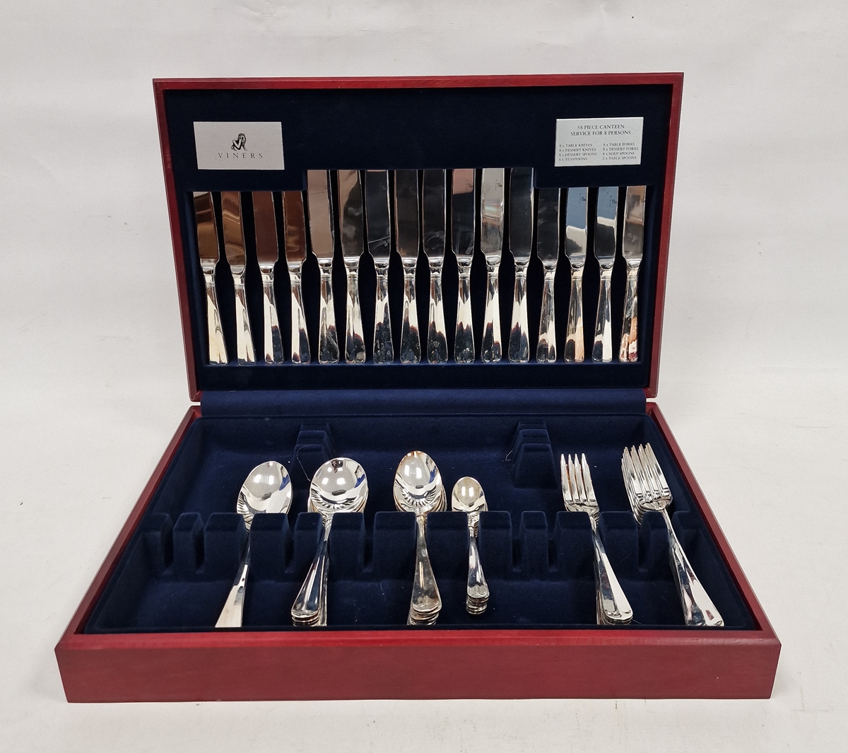 Viners silver-plated table flatware service for six, Hanover variant, in canteen